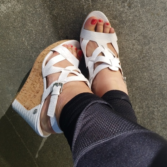 Wedge - Picture 5 of 7